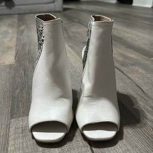 Heels!!